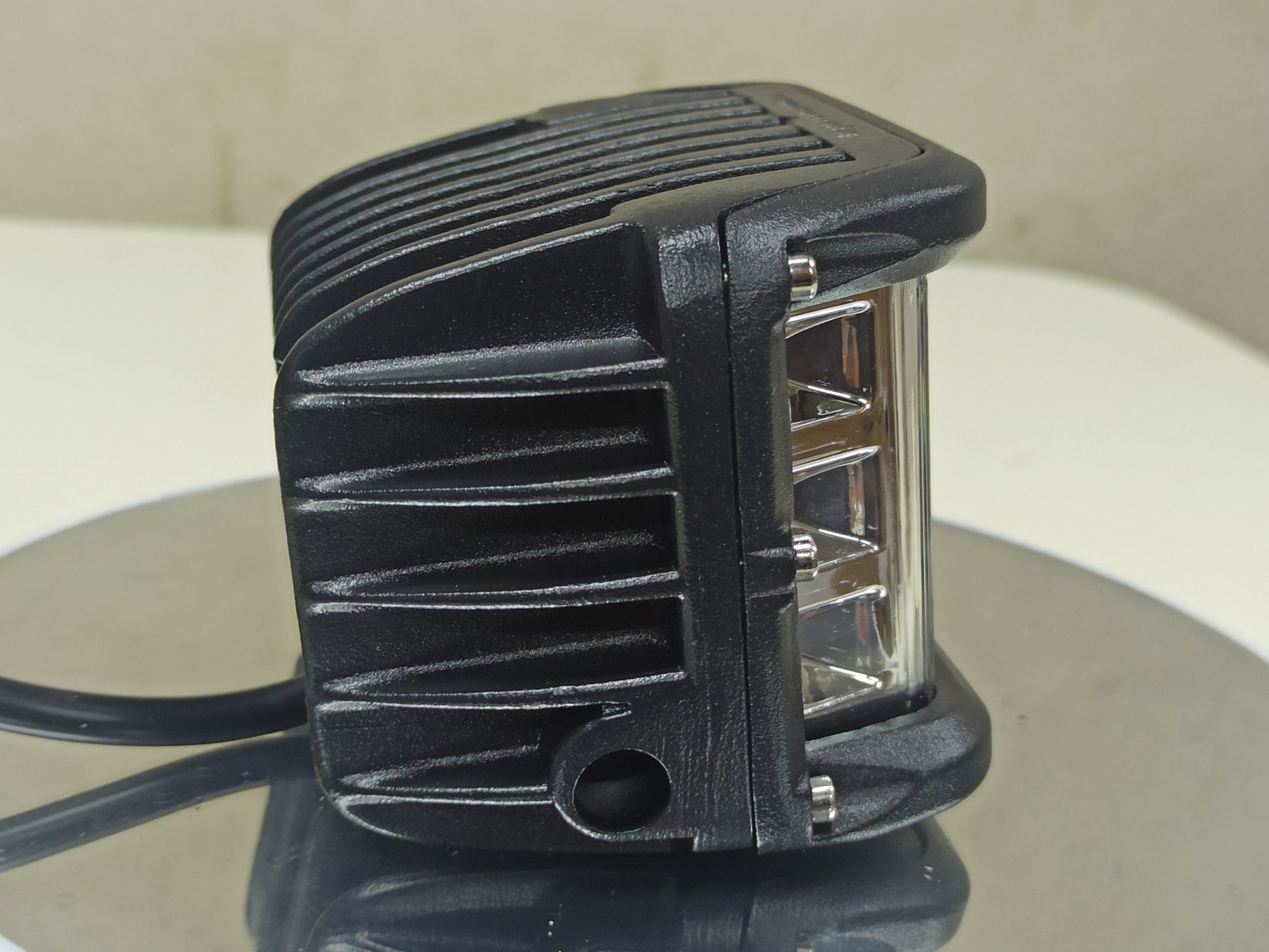 Квадратна фара 45w (біло-жовта) - Зображення 7